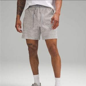 Lululemon at ease short